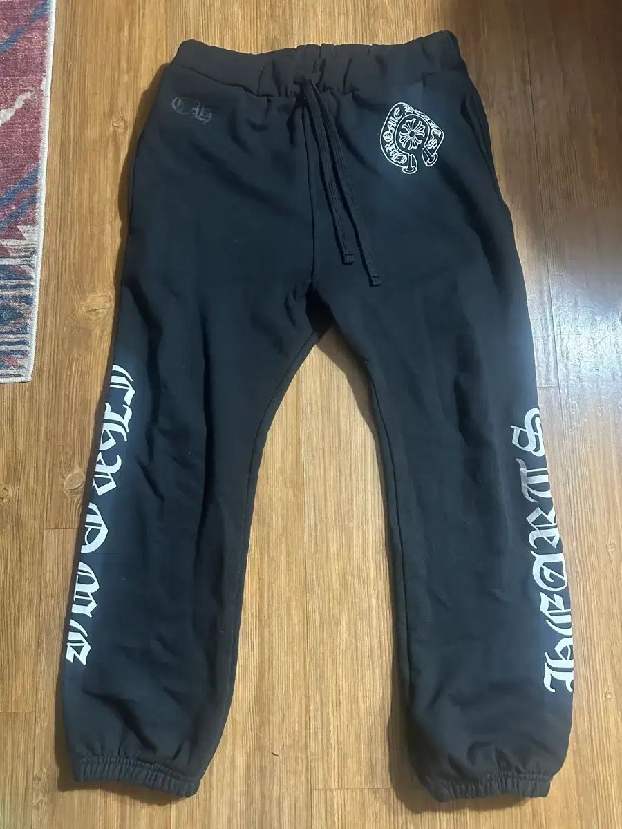 CHROME HEARTS クロムハーツ ホースシュー ロゴ バッグ ポケット スウェットパンツ ブラック