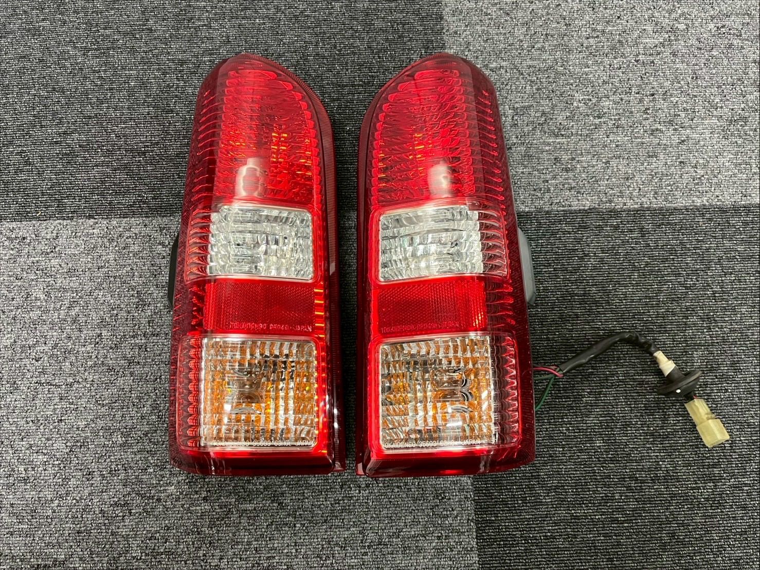 メルカリ市限定値下【未使用品】Rapha ウィンドブレーカー グリーン メルカリ市限定値下【未使用品】Rapha ウィンドブレーカー グリーン 未