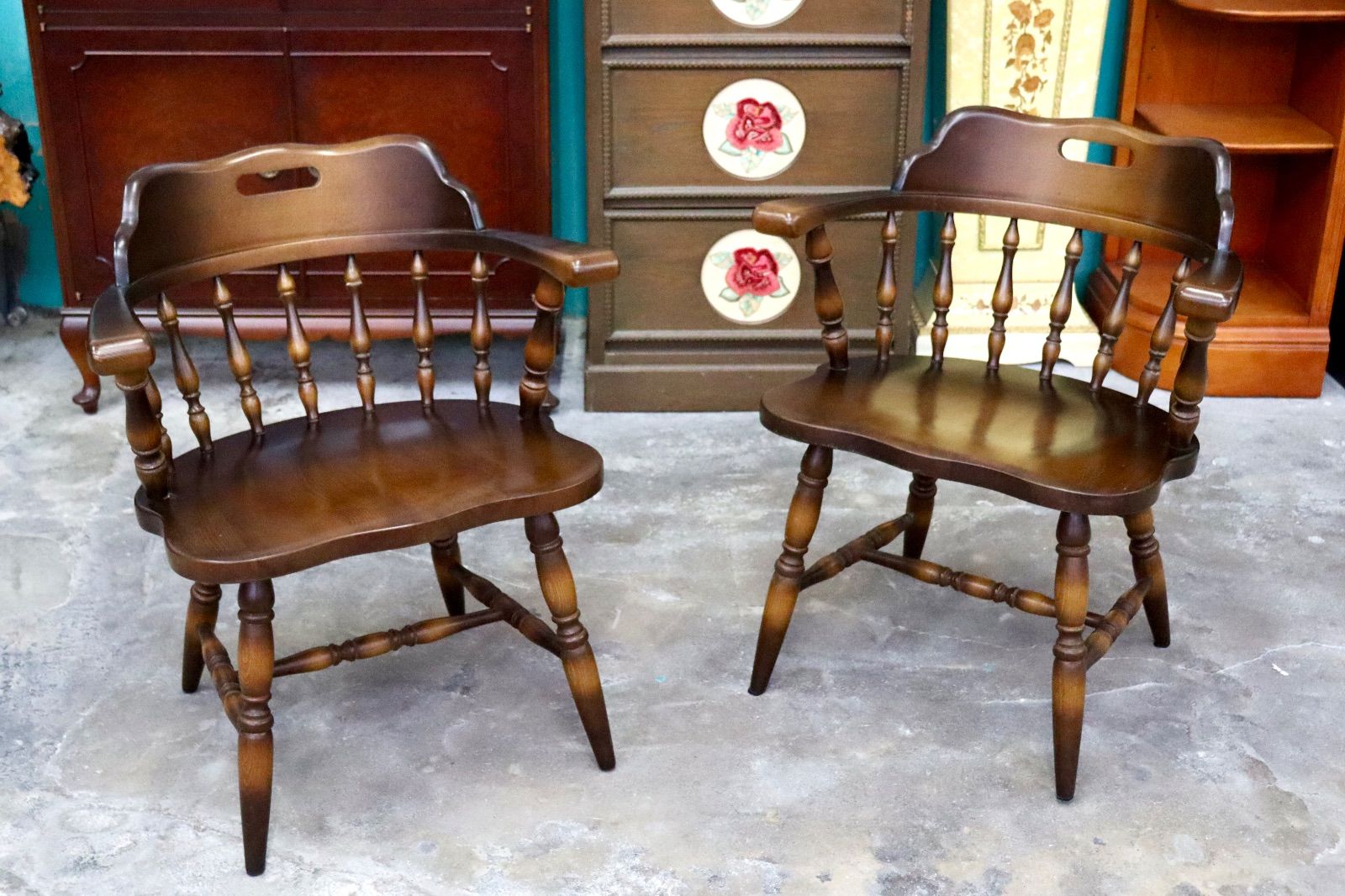 GMIS 361 飛騨産業 HIDA キツツキ ウィンザーチェア ダイニングチェア 椅子 2脚セット カントリー レトロ 無垢 国産家具