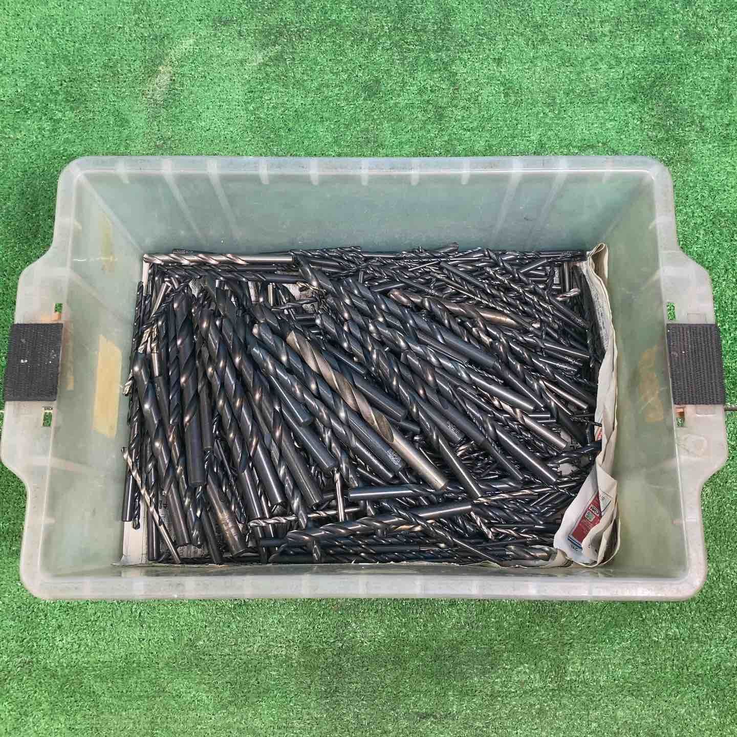 品 鉄工ドリル 鉄工用ドリル ♥に近い 400本以上 7.5 kg まとめ売り 1本100円相当