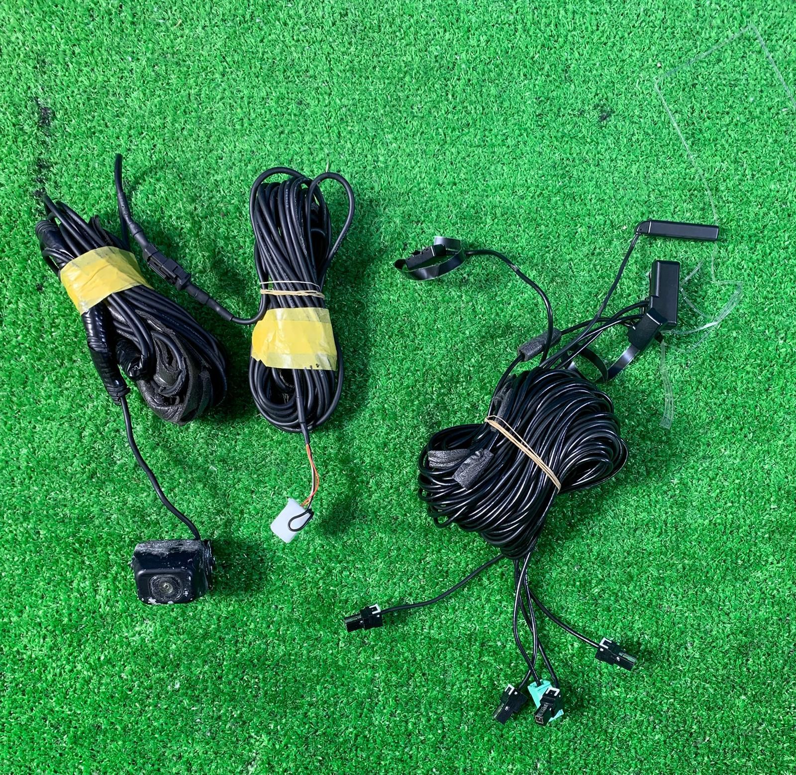 骨董 アンティーク 安南 染付 茶入 振り出し 小壺 亀甲紋様 ベトナム古陶