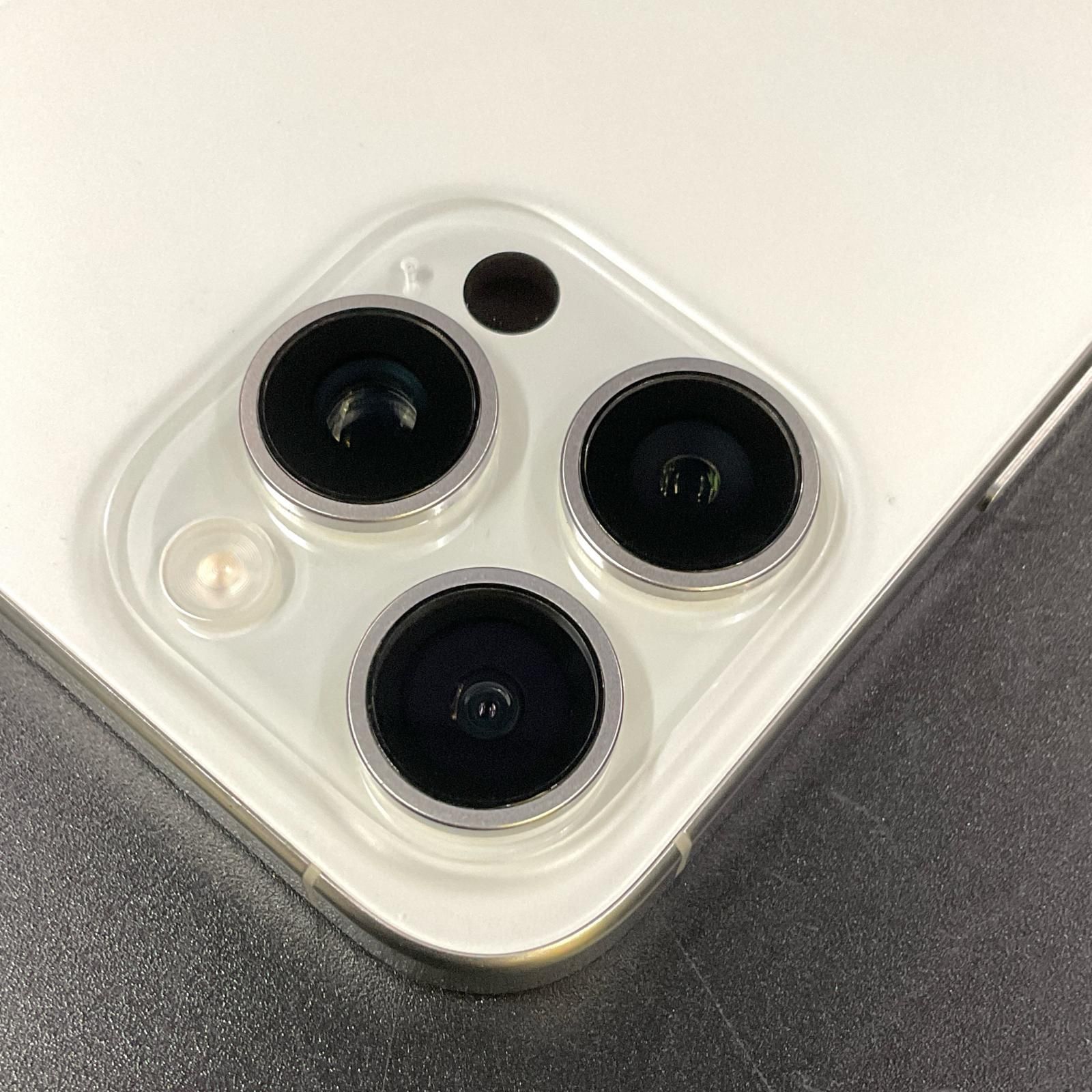 iPhone 15 Pro Max 512GB ホワイトチタニウム Softbank 美品 動作確認