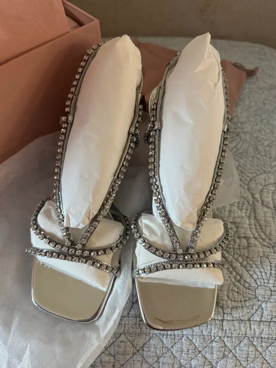 ミュウミュウ クリスタル サンダル