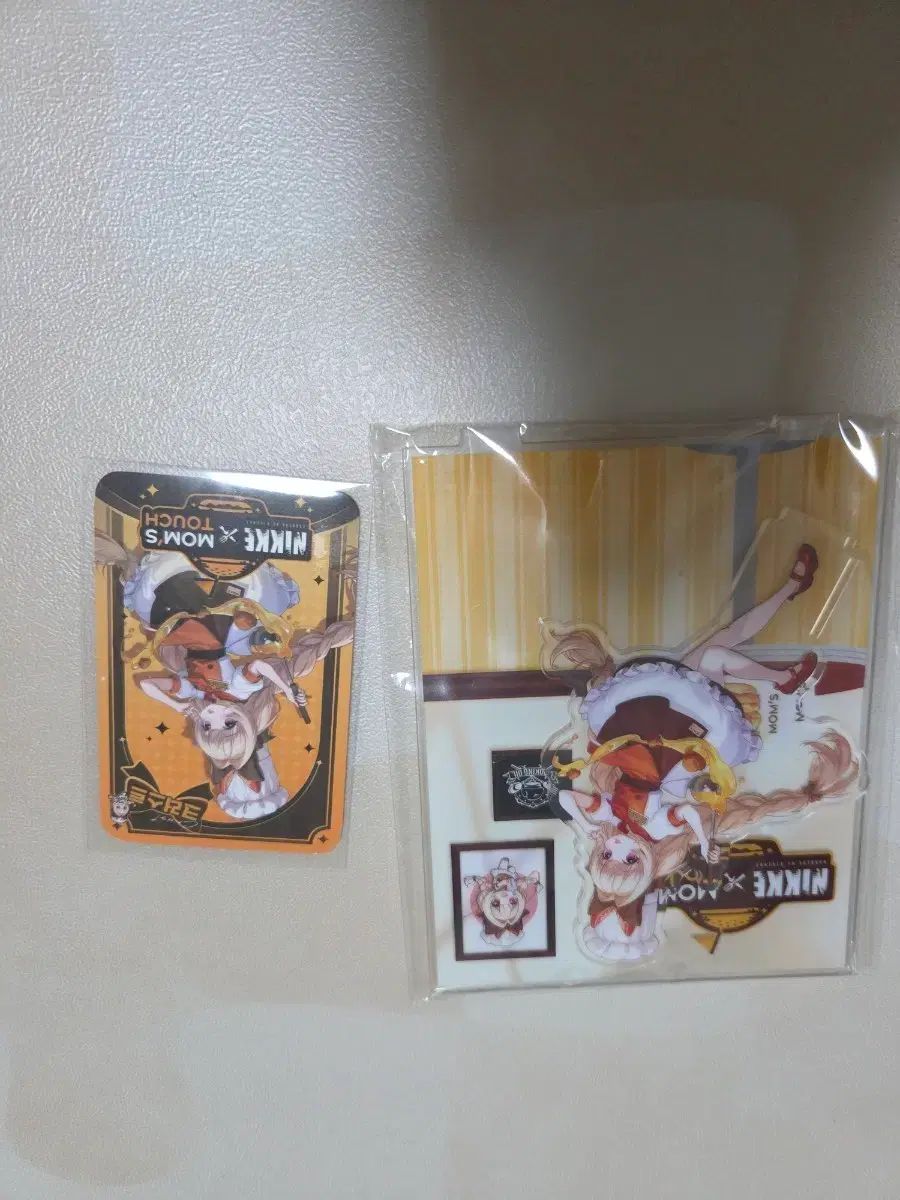 勝利の女神：NIKKE(ニケ) 맘터 コラボ クラスト セット (カード