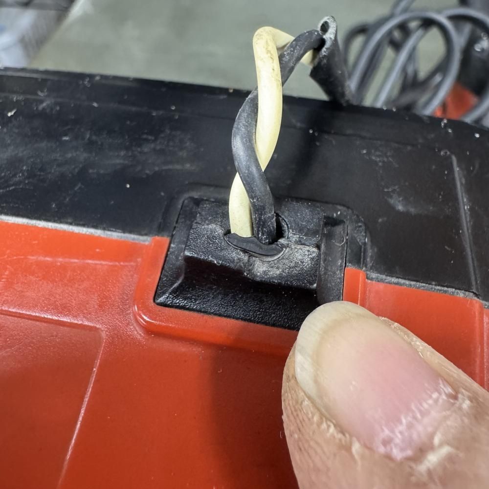 V充電式ハンマドリル