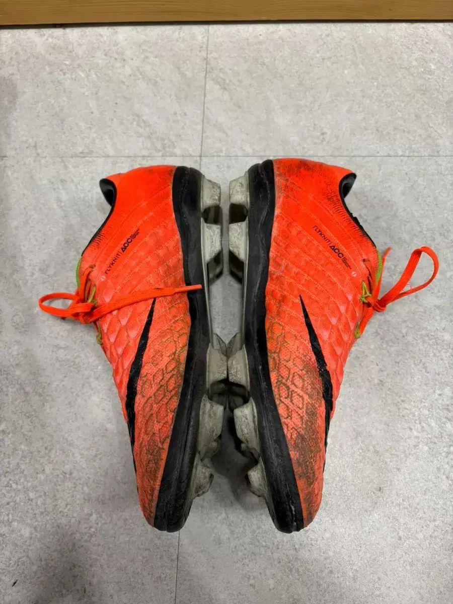 ハイパーヴェノム エリート ナイキ ファントム NIKE マーキュリアル AG