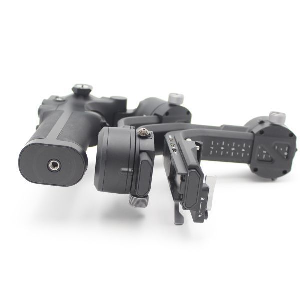 DJI RS 2 Pro コンボ ジンバルスタビライザー ♯89023 スタビライザー ジンバル カメラアクセサリー カメラ