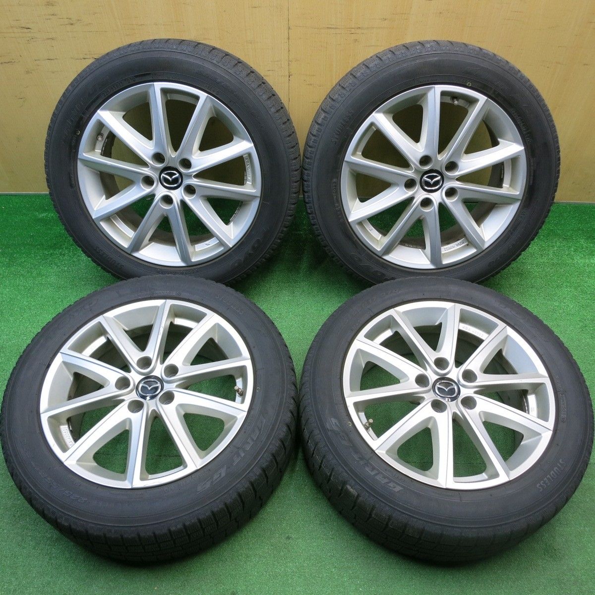 4本価格☆マツダ アテンザ 等 225/55R17 スタッドレス トーヨー