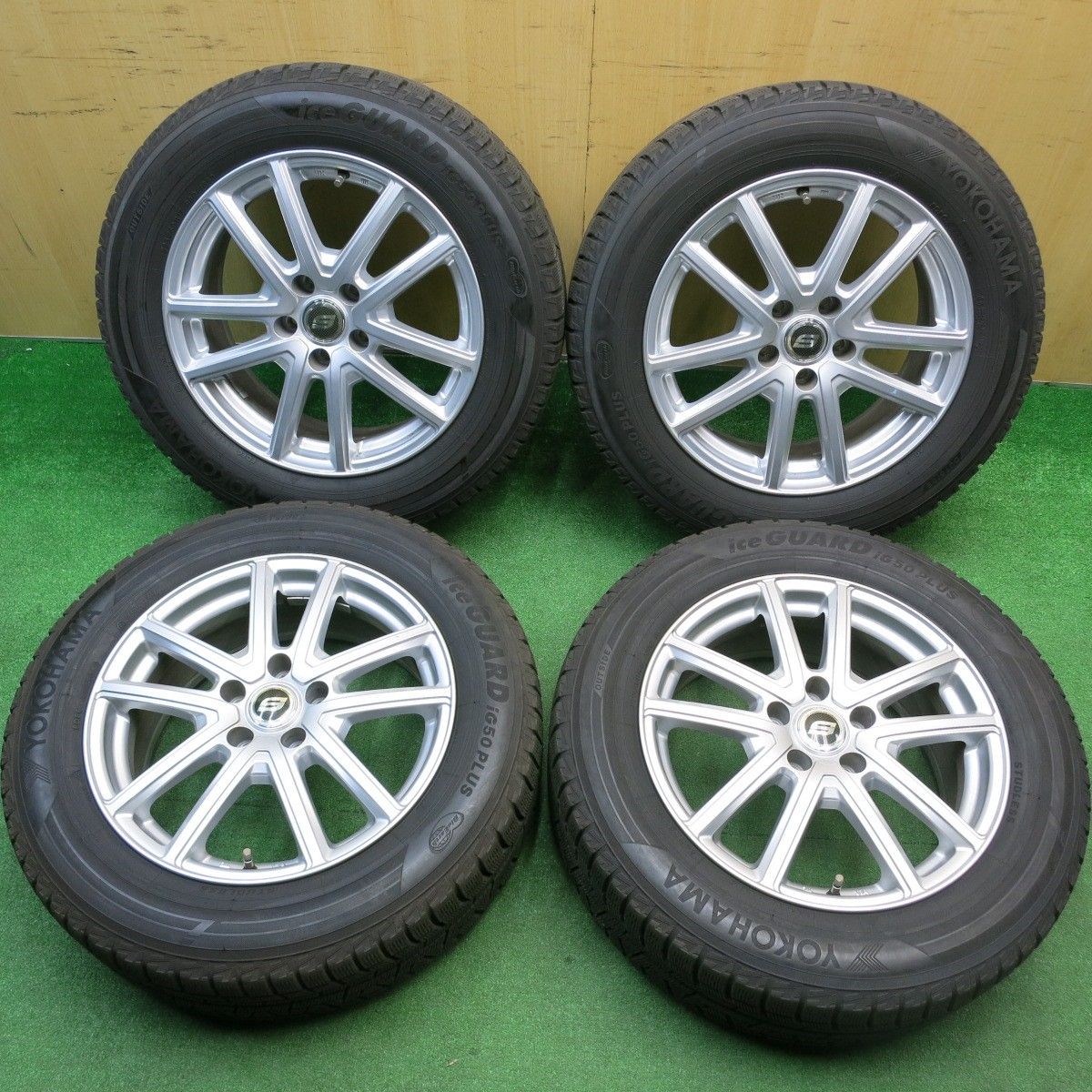 バリ溝　ヨコハマ　225/60R17 2本① 他ご成約225/60R17?2024年バリ溝スタッドレス‼️?E-10