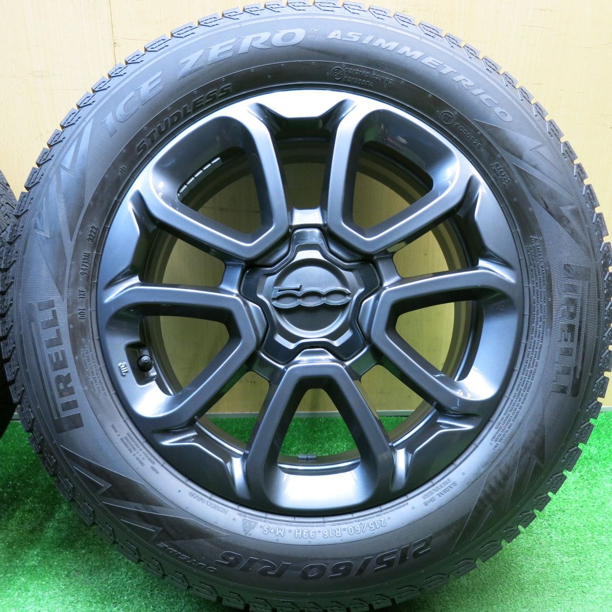 バリ溝 22年 キレイ 9分 FIAT フィアット 500 X MOPAR 215 60 R 16 スタッドレス ピレリ アイスゼロ アシンメトリコ 16インチ PCD 110 5 H ス