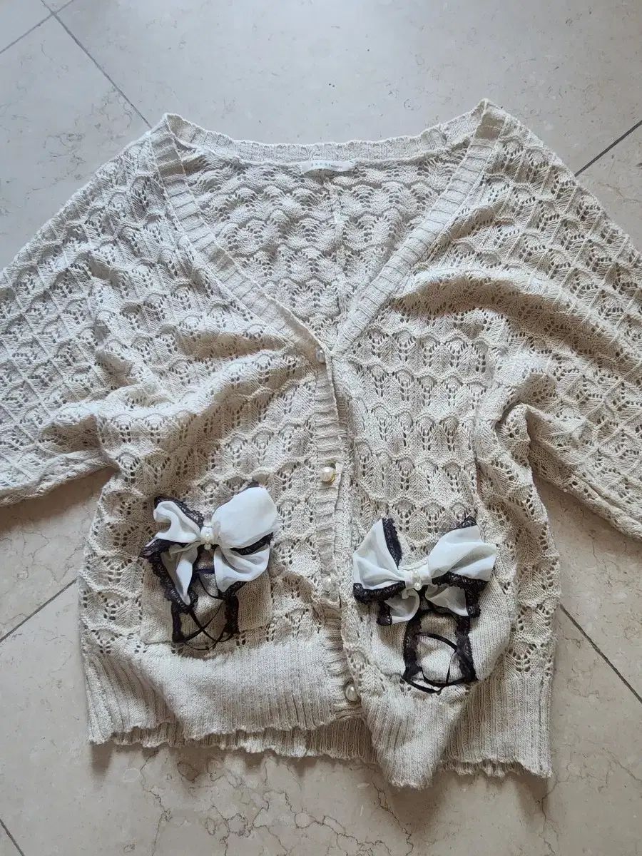 アクシーズファム リー リボンカーディガン
