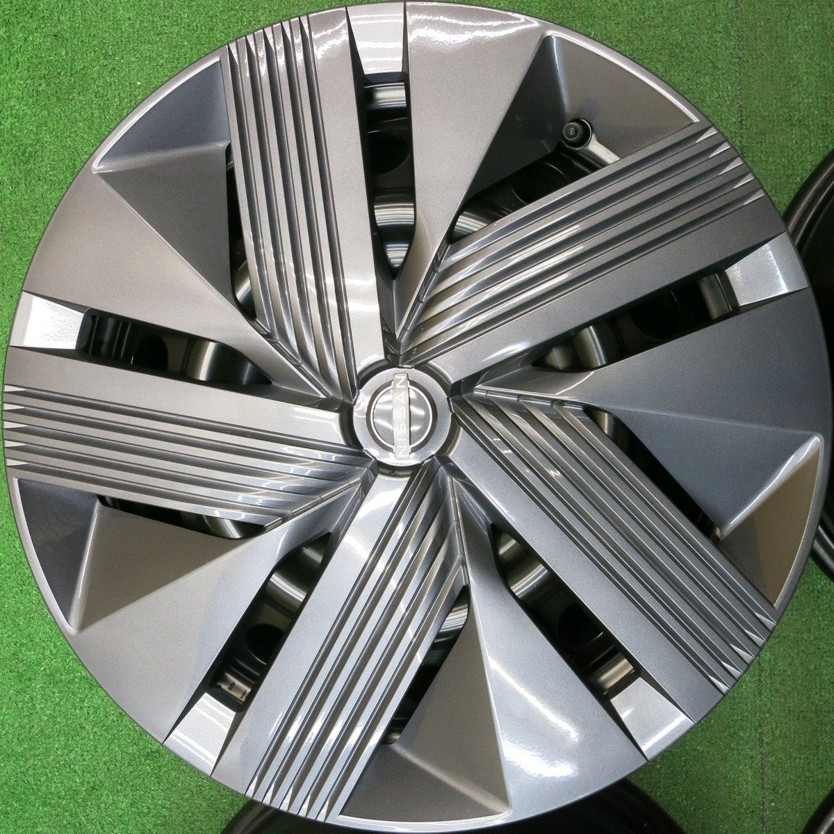 新車外し 付き 日産 E 13 ノート スチール ホイール 16インチ 16 5 J NOTE PCD 100 4 H ホ