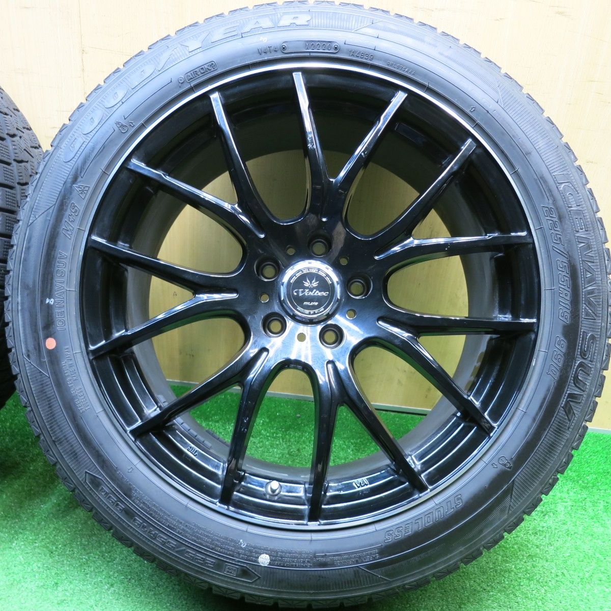バリ溝 9分 スタッドレス 225 55 R 19 グッドイヤー アイスナビ SUV Voltec MILANO ボルテック インターミラノ 19インチ PCD 114 3 5 H ス