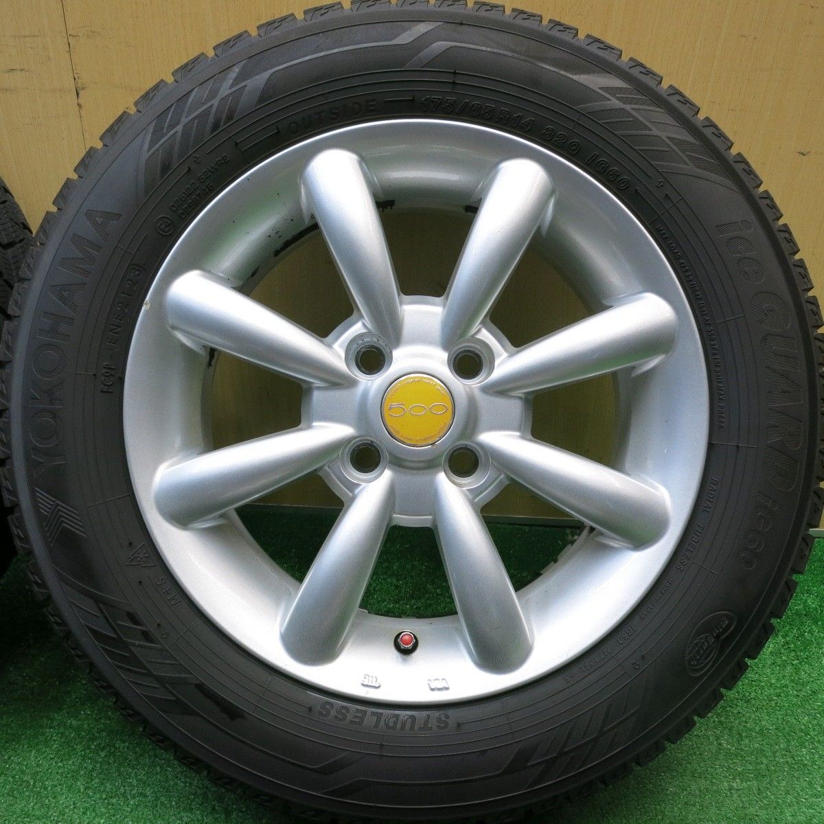 バリ溝 23年 9 5分以上 FIAT フィアット 500 等 AGA 175 65 R 14 スタッドレス ヨコハマ アイスガード iG 60 14インチ PCD 98 4 H ス