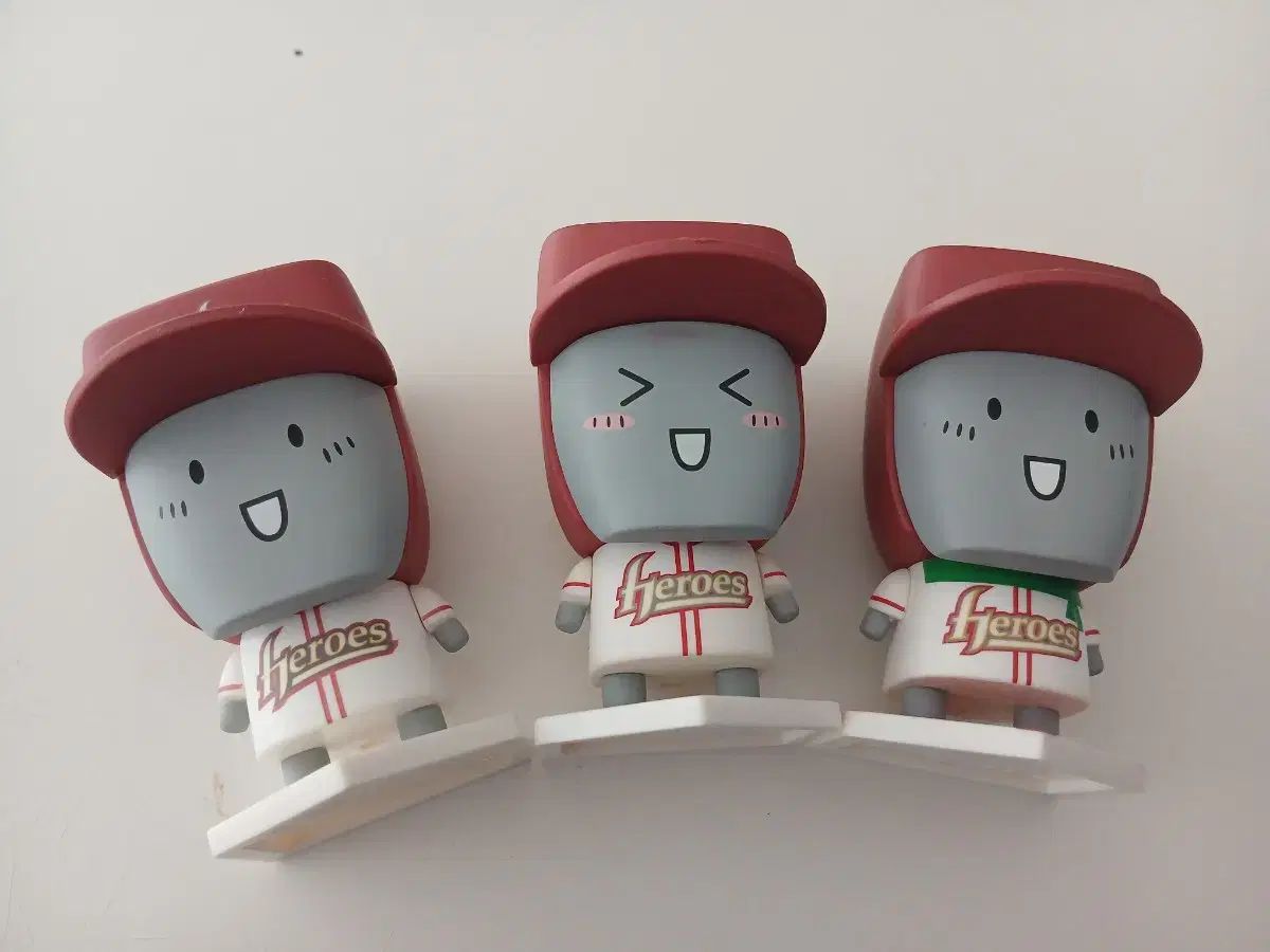 チェ フン野球フィギュア Xdinary Heroes 3種