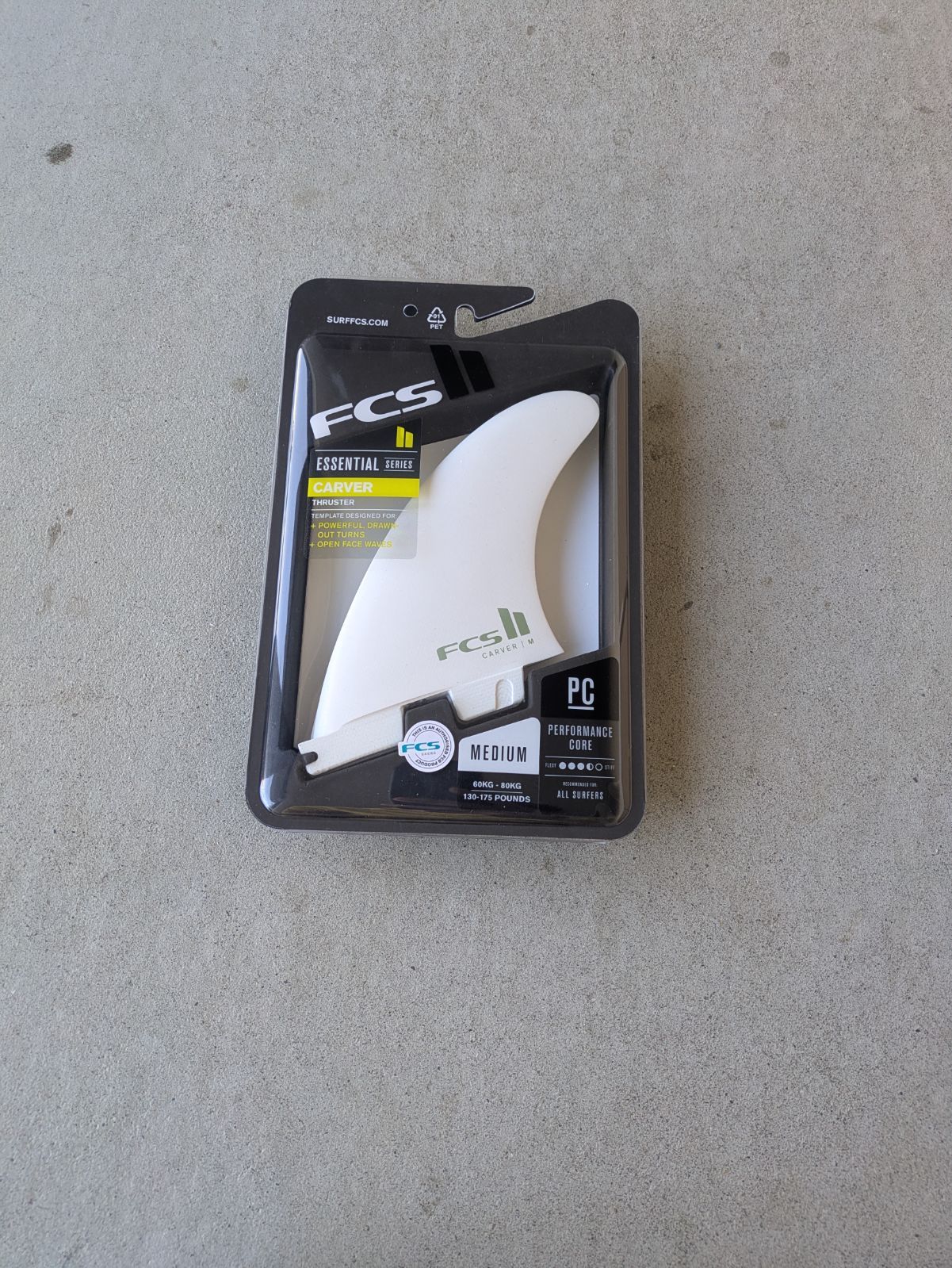 fcs 2 white edition pc performer carver reactor accelerator ホワイトエディション パフォーマー カーバー リアクター アクセルレイター M トライフィン サーフボードフィン サーフィン ボディボード マリンスポーツ