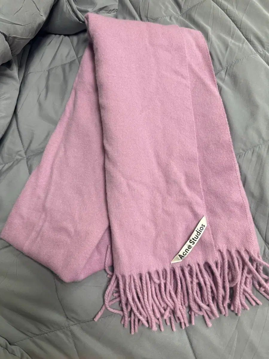 Acne Studios アクネストゥディオズ ライラック パープル ファー マフラー