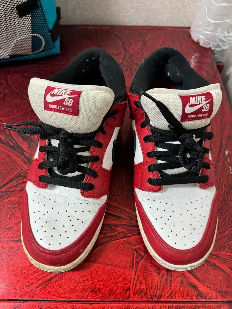 ナイキ シカゴ sb GU ワラビー NIKE VANS