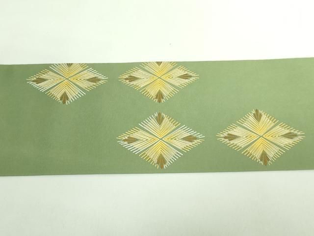 平和屋本店●希少　人間国宝　福田喜重　刺繍　塩瀬　九寸名古屋帯　菱松文　金糸　逸品　DZAB0726kh5 平和屋本店○希少 人間国宝 福田喜重 刺繍 塩瀬 九寸名古屋帯 菱松文