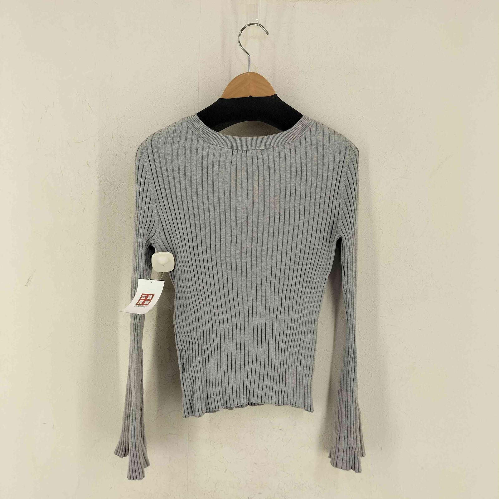 アンスリード UN3D. フレアスリーブニット レディース FREE - メルカリ