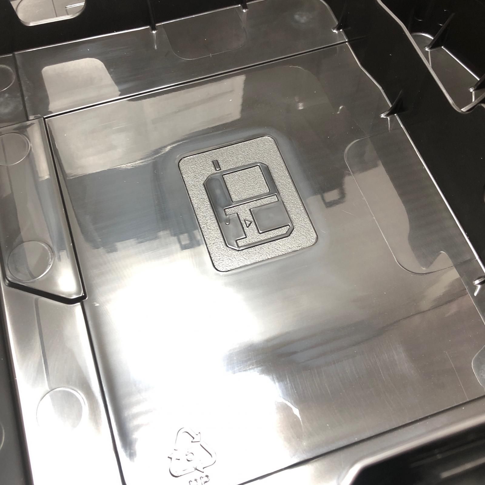 MAKITA マキタ 充電式インパクトドライバ 本体のみ ケース付 TD 173 D オリーブ