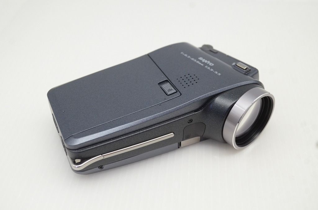 美品 SANYO サンヨー Xacti DMX-HD2 ブラック デジタルビデオカメラ