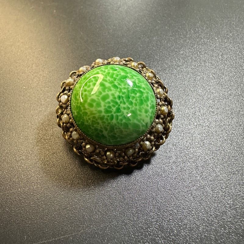 West Germany Jade Glass ジェイドグラス ブローチ GT BK 3