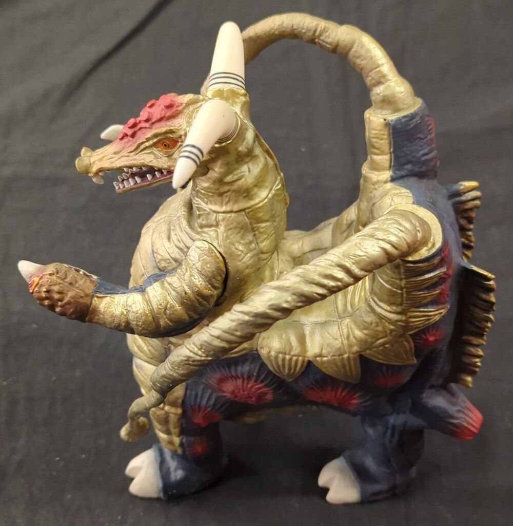 ウルトラマンA 変身超獣ブロッケン