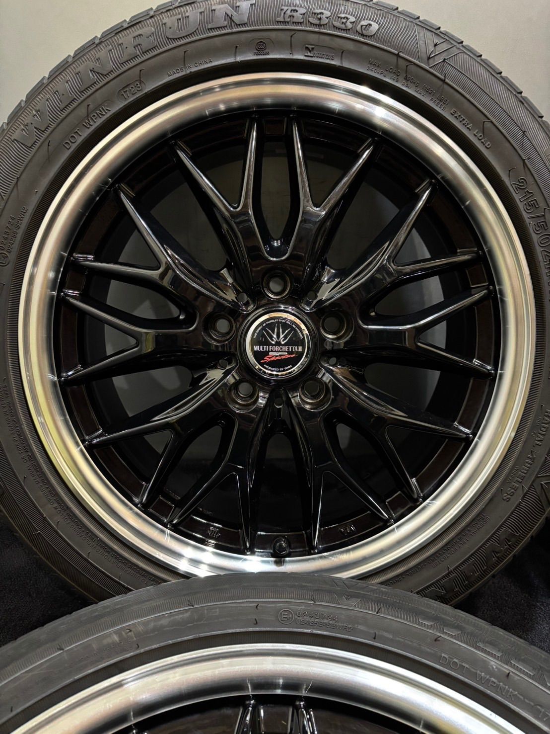 ☆215/50ZR17 WINRUN R330 23年製 BADX MULTI FORCHETTAⅡ 17インチ 7J