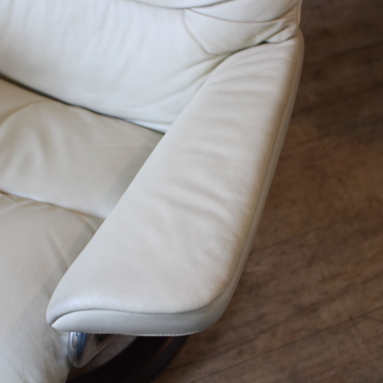 新作入荷，本物保証 269)Ekornes ストレスレスチェア Viewシグネチャー 