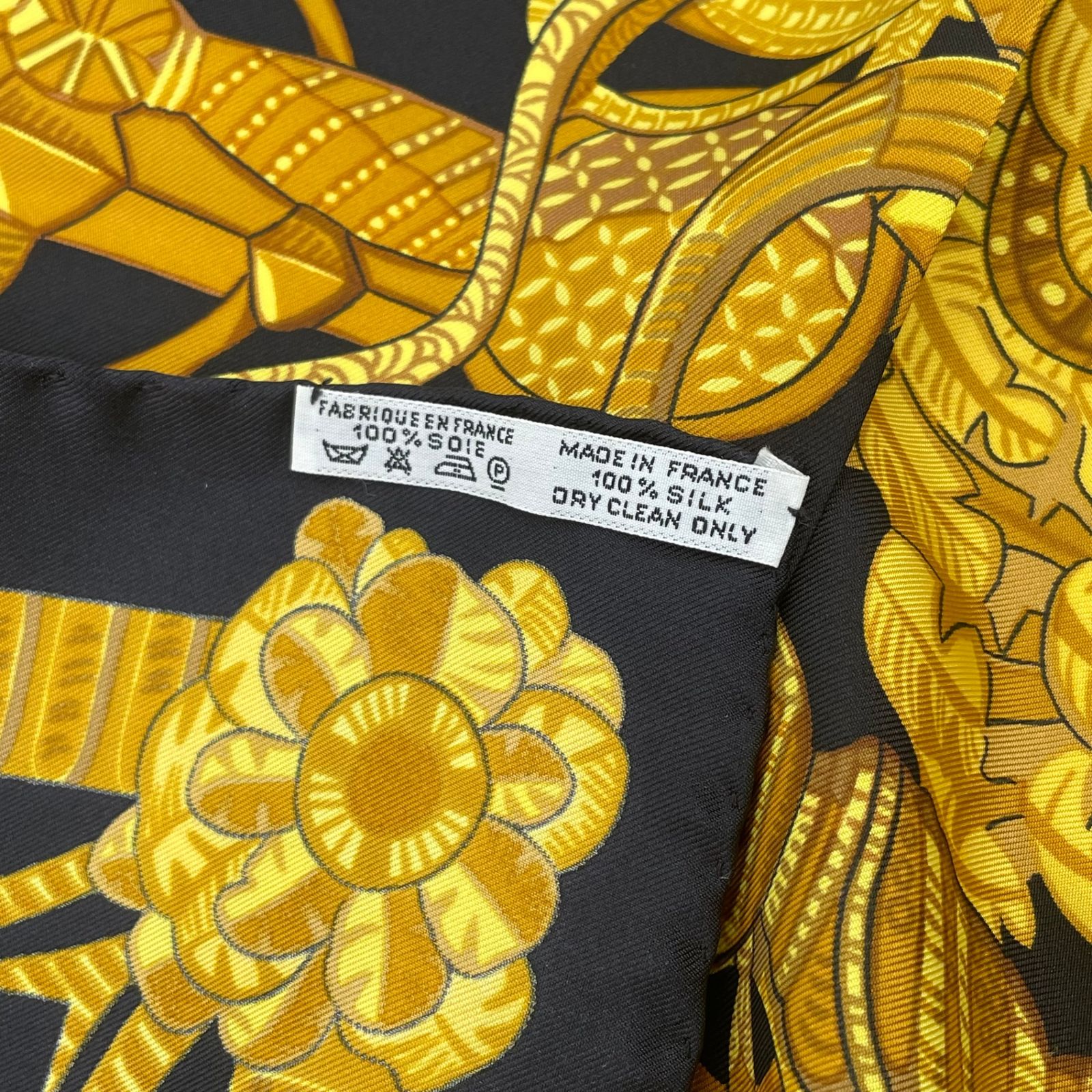 極美品 HERMES エルメス スカーフ シルク カレ90 ARMETS en PANACHE 羽