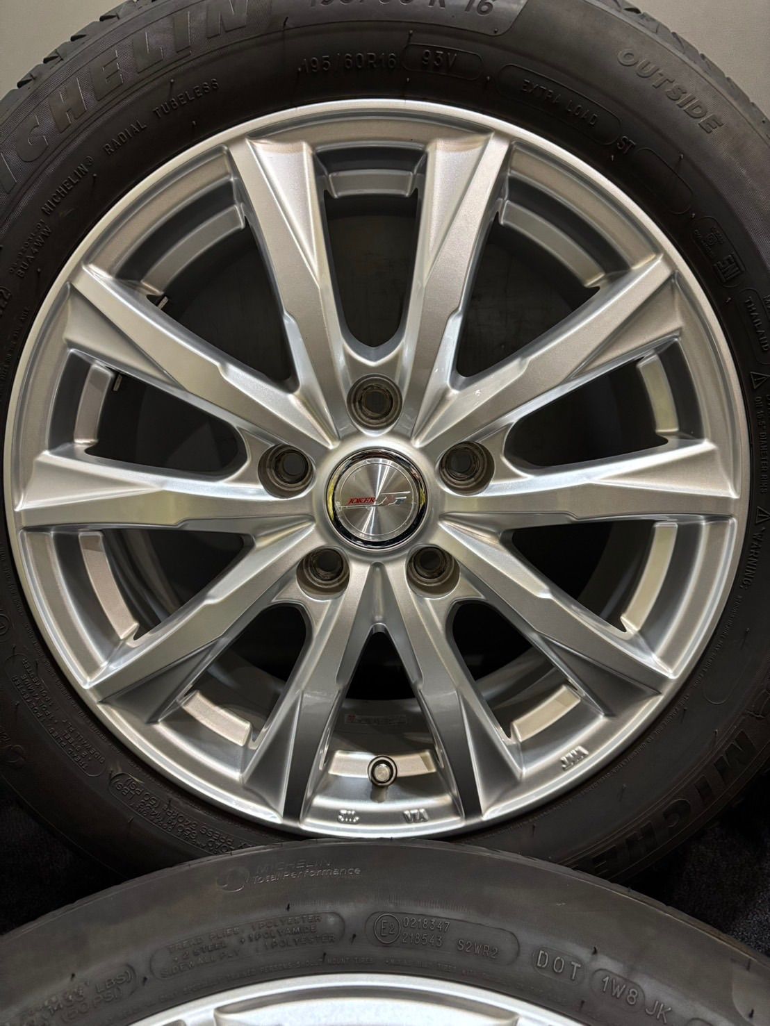 195 60 R 16 22年製 JOKER 16インチ 6 5 J 47 114 3 H 夏タイヤ 4本 セレナ 南5 L 37