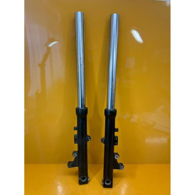ZF 30904]カワサキ KAWASAKI GPZ750 ZX750G-000 フロントフォーク 左右