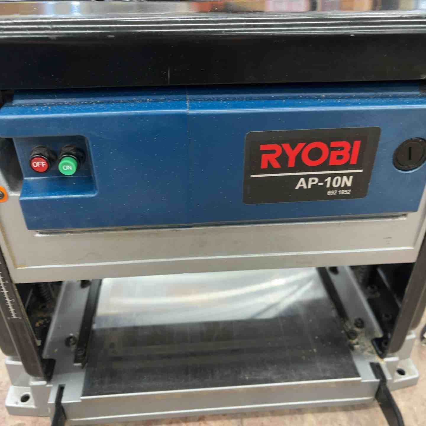 品 リョービ RYOBI 自動カンナ AP-10 N