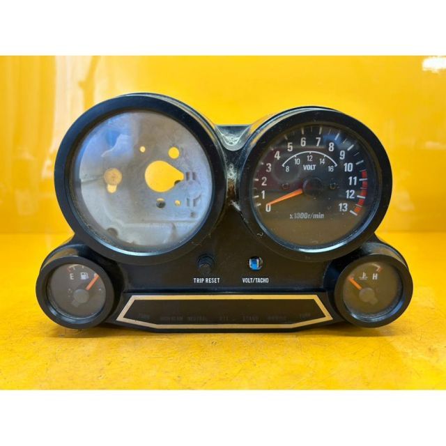 ZF 30888]カワサキ KAWASAKI GPZ750 ZX750G-000 メーターカウル タコ