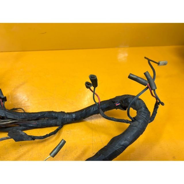 ZF 30883]カワサキ KAWASAKI GPZ750 ZX750G-000 メインハーネス 配線