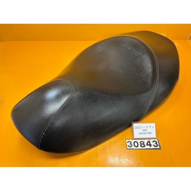 ZE 30843]スズキ SUZUKI バーグマン200 CH41A-700 シート - メルカリ