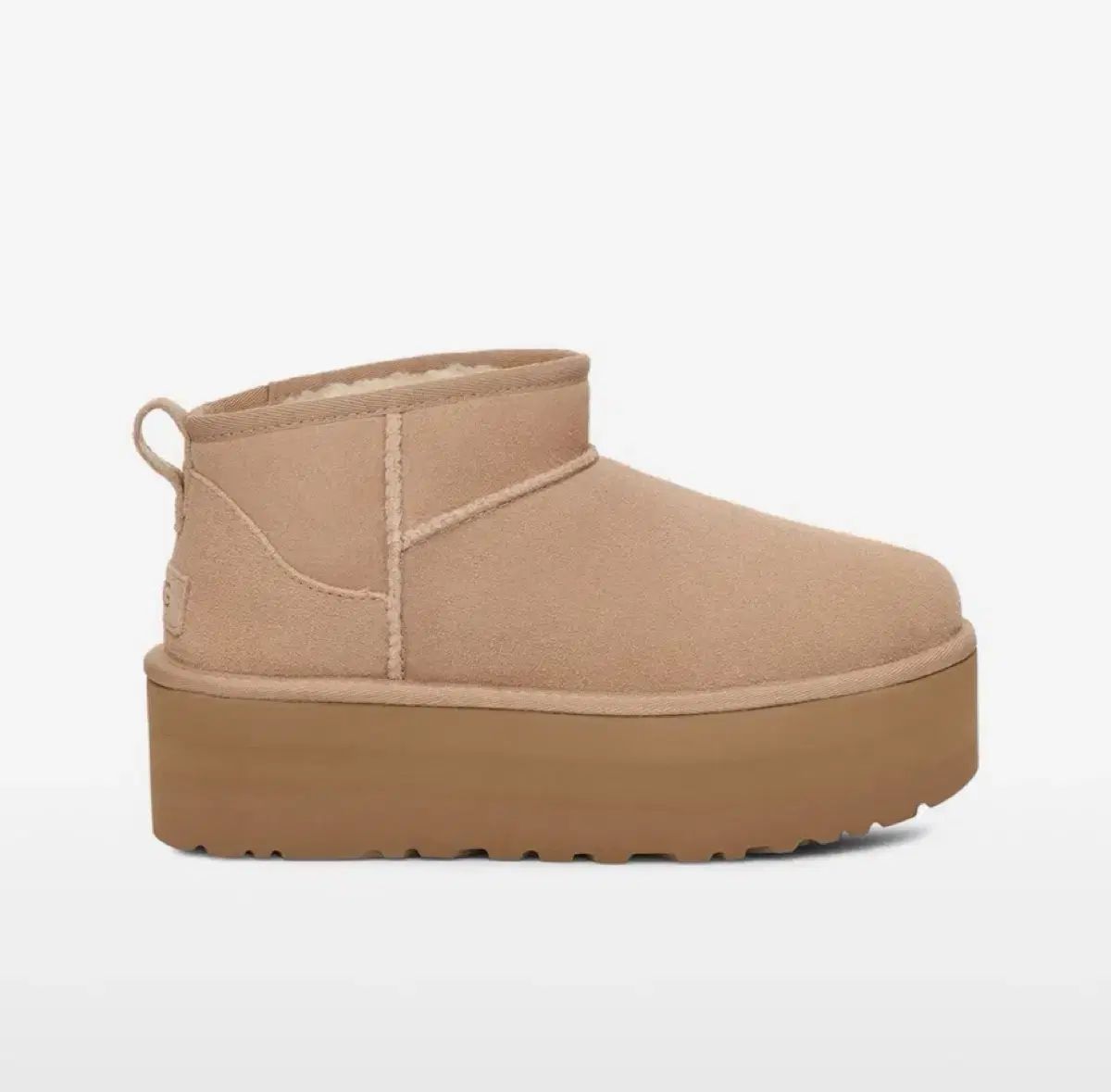 新商品 UGG ウルトラ ミニ フラットフォーム サンド アグ ブーツ