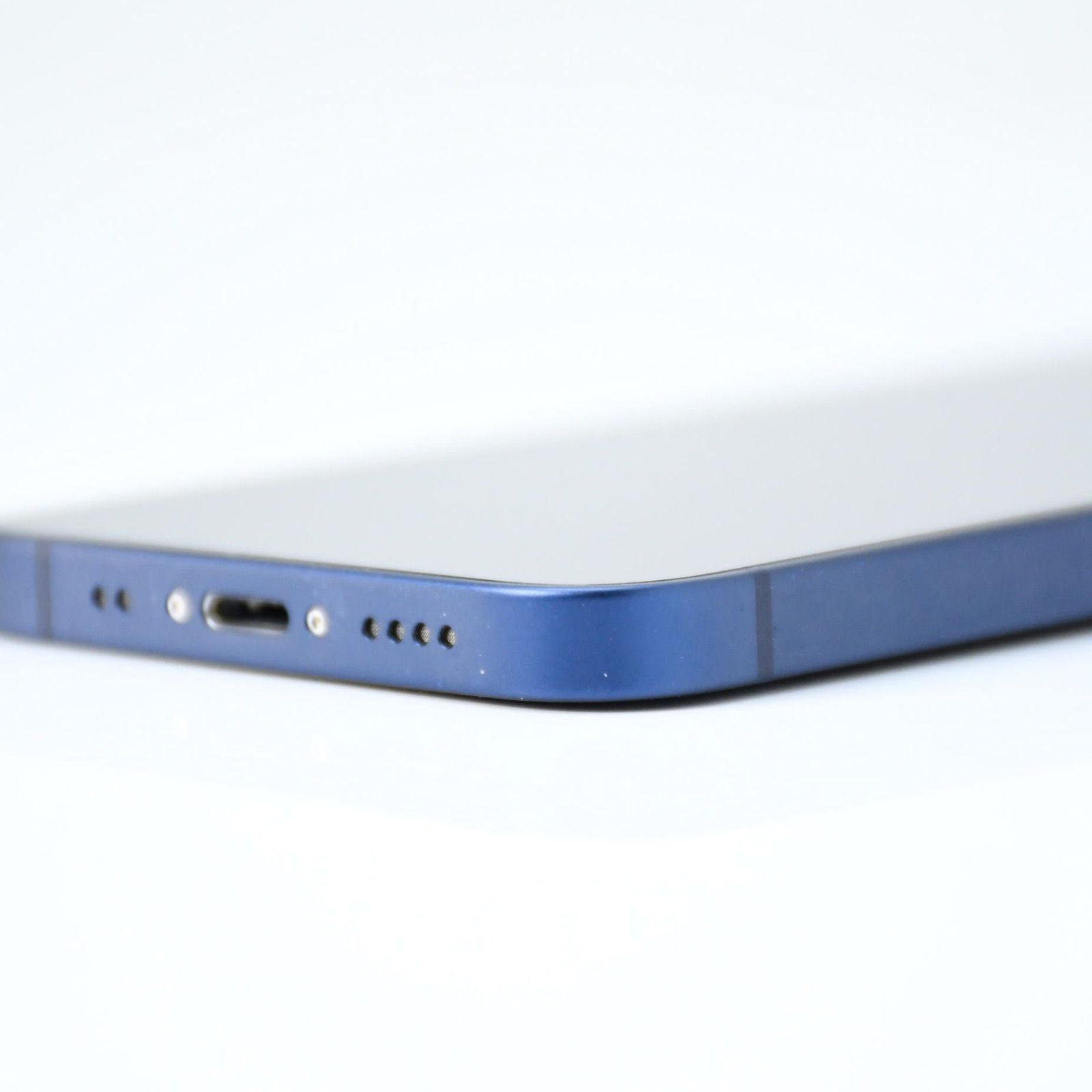 バッテリー最大容量 100％＊液晶美品】 au SIMフリー iPhone12 mini