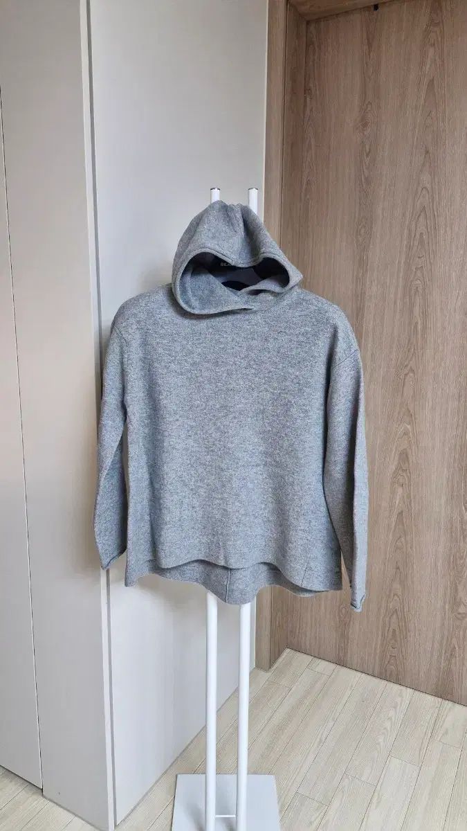 SYSTEM 55 66 ウール100 グレーWHOフーニット