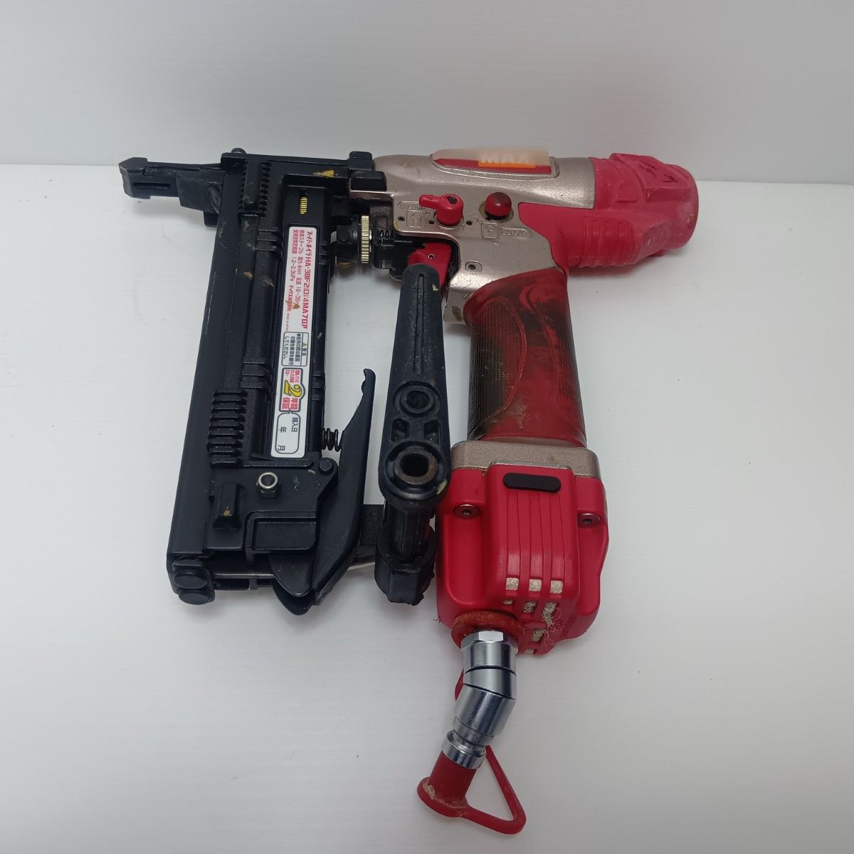 MAX マックス スーパーネイラ HA-38 F 2 D 4 MAフロア レッド