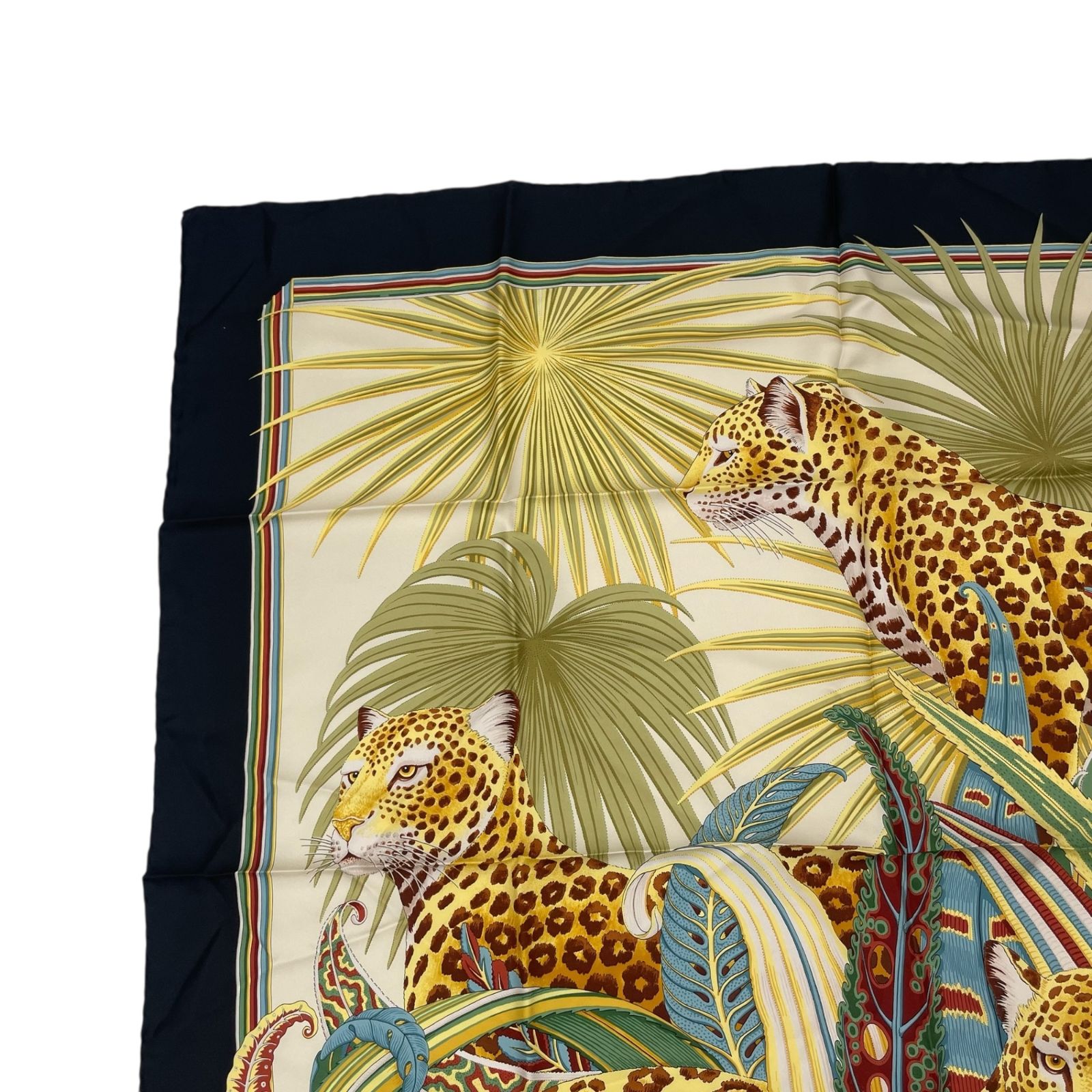 極美品 Salvatore Ferragamo サルヴァトーレ フェラガモ スカーフ