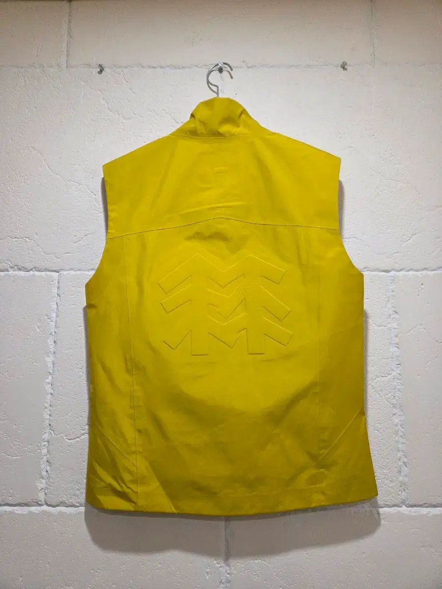 カンヒョク X コーロンスポーツ GORE-TEX INFINIUM ベスト M 黄色
