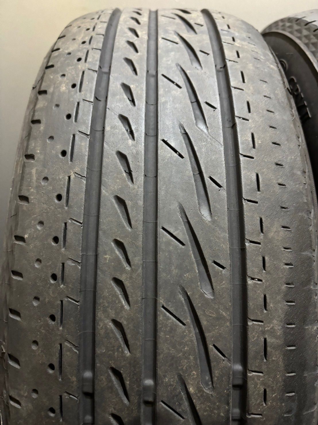 ブリヂストン レグノ