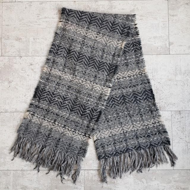 ファリエロ サルティ ニット編み 総柄 マフラー グレー チェック柄 Faliero Sarti フリンジ
