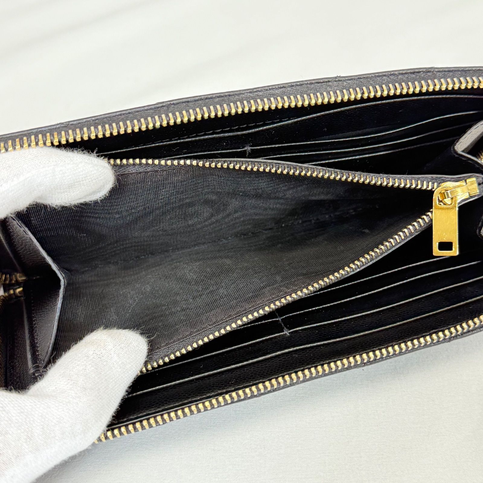 人気・美品】YSL YVES SAINT LAURENT イヴ サンローラン カサンドラ 