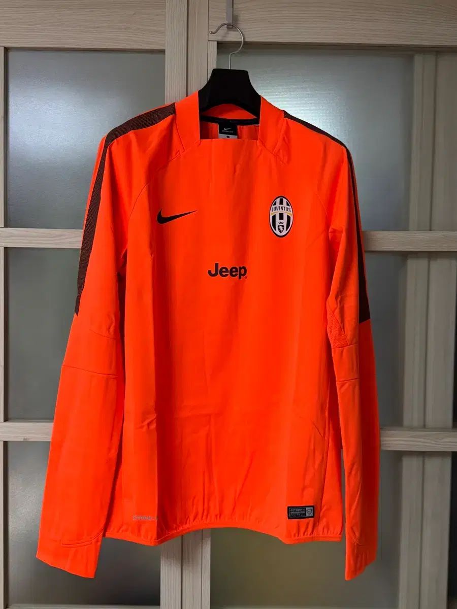 14|15 ユヴェントス シェルトップ