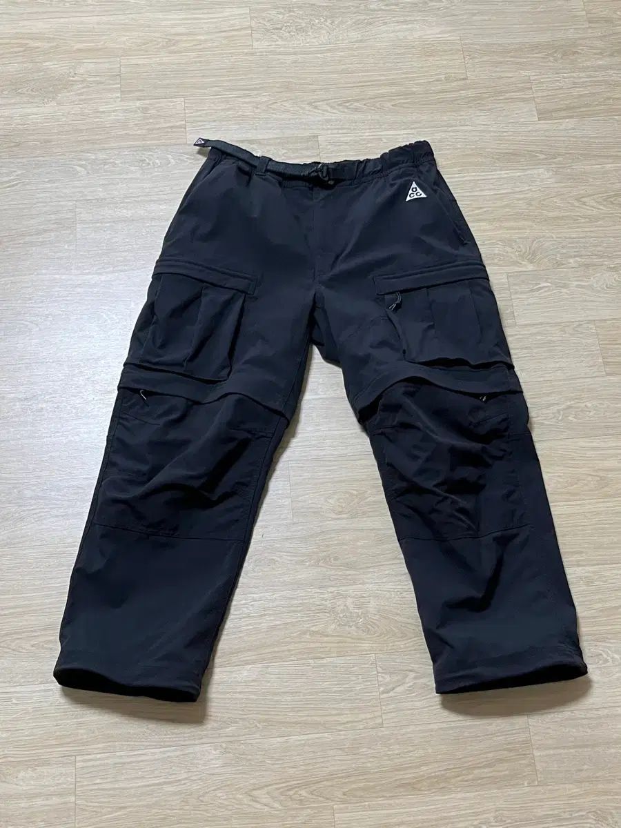 ナイキ ACG スミス サミット カーゴ パンツ ブラック アジア