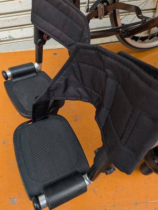 一部地域を除く 自走式車椅子 WAVIT-Plus ウェイビットプラス WAP 22-40 S レッグサポート代用品 km-25-1208-03