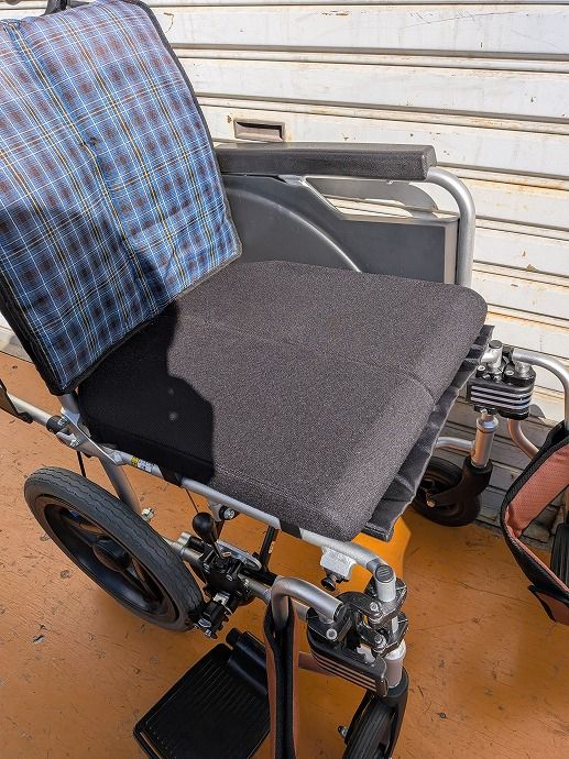 一部地域を除く 背もたれ代用品